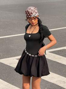 Muchica Schwarzes gestricktes figurbetontes Minikleid für Frauen, einfach und modisch, geeignet für den Sommer