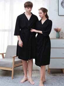 1 Stück schwarzer leichter und modischer Bademantel für Zuhause und Strand, schnelltrocknend und hautfreundlich, Paar-Homewear, minimalistischer karierter Bademantel Sommer Hochzeit Heim Badezimmer Dekor