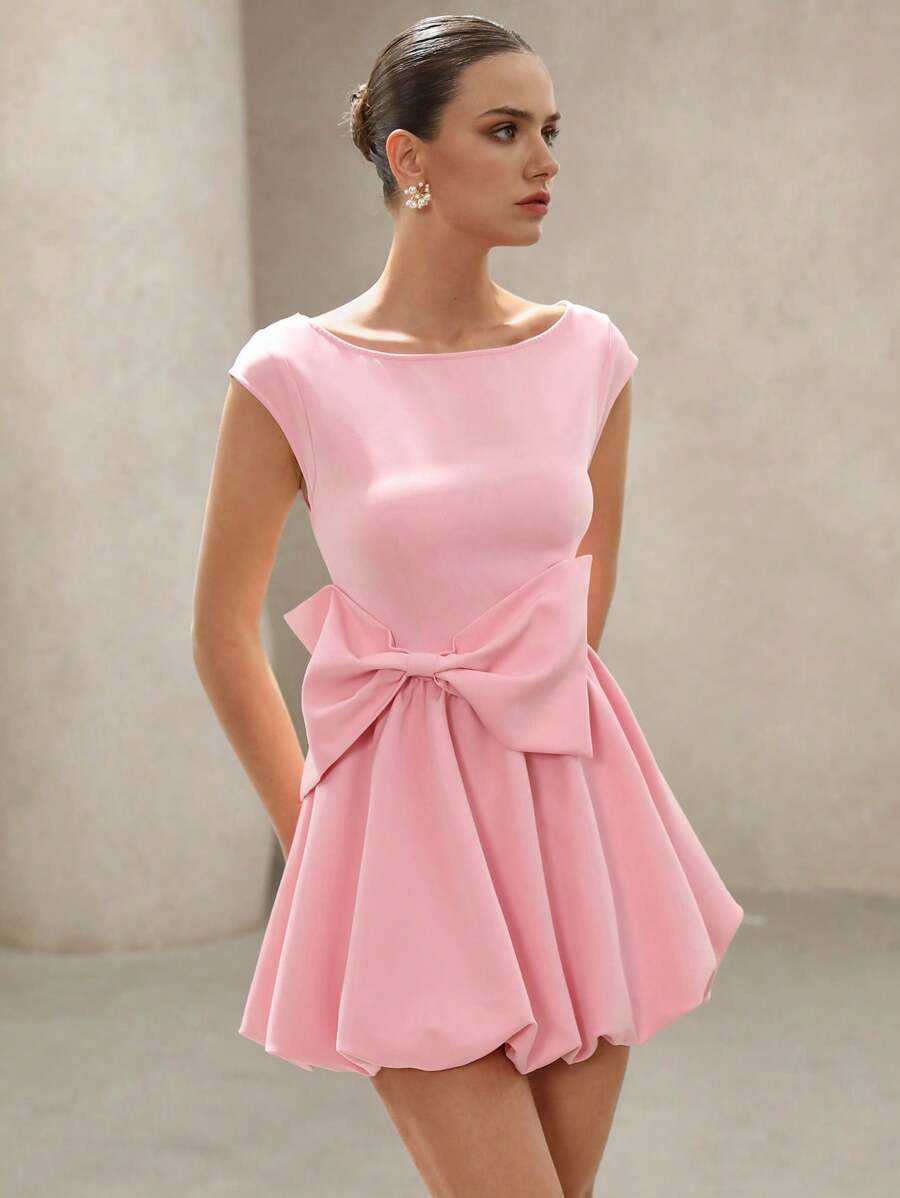 SHEIN Unity 优雅淑女时尚高端露肩蝴蝶结缀饰腰部喇叭下摆迷你连衣裙 - 粉色 - 查看 1