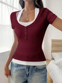 Chiquease Camiseta ajustada con diseño de empalme de color contrastante - Burdeos - Ver 3