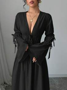 SHEIN Frenchy Robe sexy femme à col en V profond et manches évasées, couleur unie - Noir - Voir 4