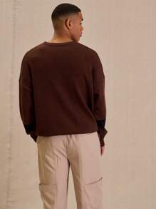 Musero Jersey de punto con hombros caídos y rayas de contraste para hombres