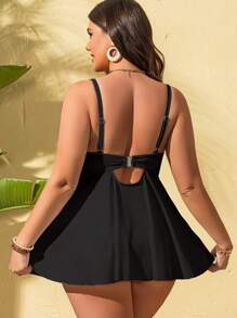 SHEIN Swim Curve 2pcs Plus Size Women Solid Color Spaghetti Strap Padded Stomach Concealing Split Style Casual Vacation Swimwear Set For Summer