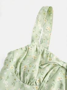 Girlism Tween Girl 碎花印花系带前褶皱胸围情人节绿色吊带连衣裙，春夏季适合度假、节日、午餐、音乐节