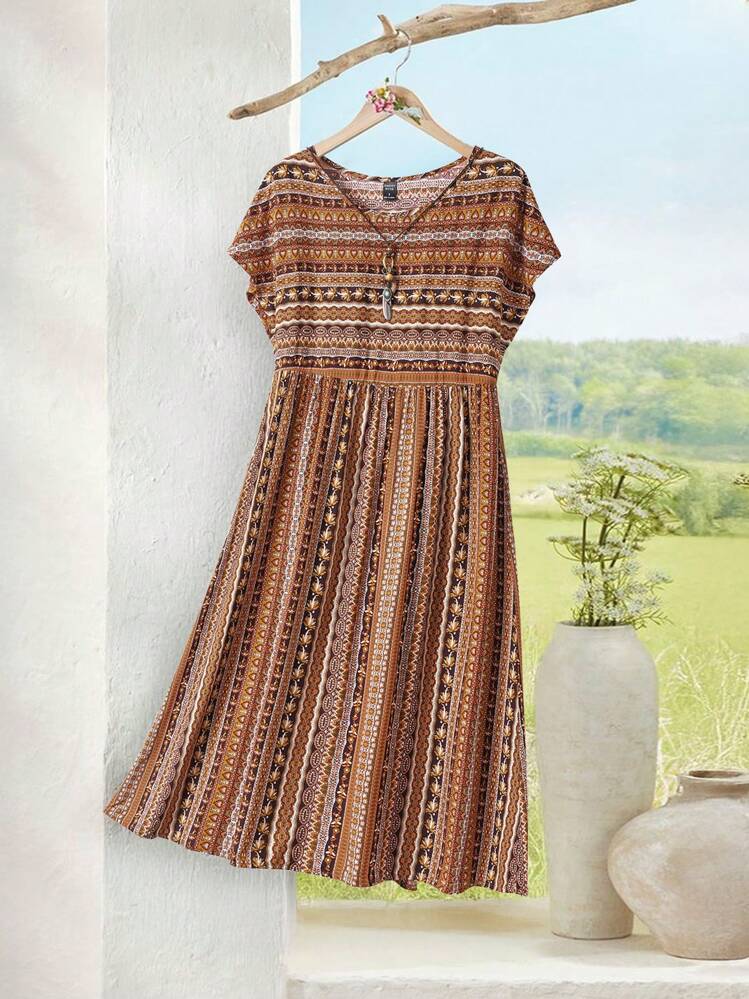 Rusticease Women's Floral Print Round Neck Short Sleeve Casual Mid-Length Vacation Dress - Multicolor - View 1