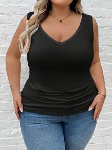 SHEIN CURVE+ Casual Minimalist Camisole V-Neck Top Plus Size Black And White Two Pieces Top Set Suitable For Summer, Two Pieces Black And White Top Set - Black and White - View 4