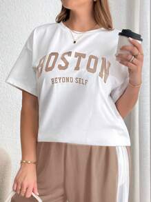 SHEIN Essnce Damen Große Größen Sommer Lässig Sport T-Shirt und Hose Zweiteiler, Damen Sommer Kleidung, Outfit Sets, Zweiteiler Hosen Set, Grafik T-Shirt Set, Sommer Outfits, Zweiteiler Outfits, Flughafen Outfit, Schul-Rückkehr Kleidung, Zweiteiler Set mit Hose - Khaki - Übersicht 4