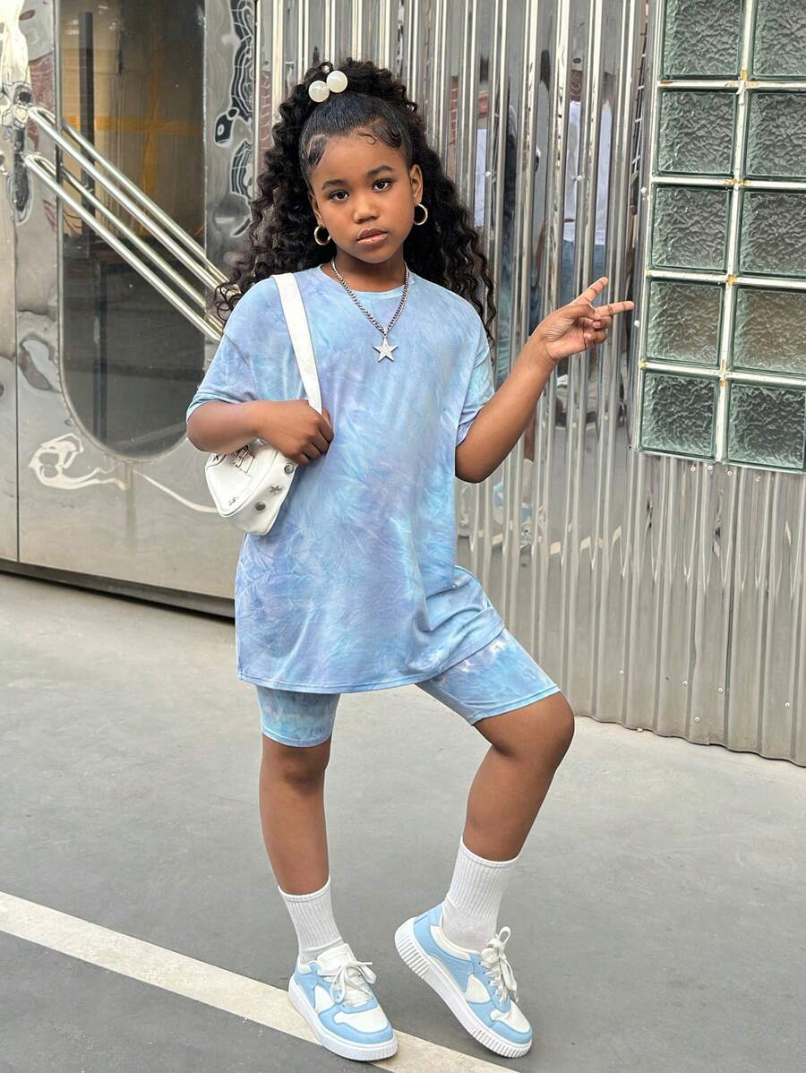 SHEIN Tween Girl 2 件套：休闲扎染蓝色印花宽松 T 恤和紧身打底裤