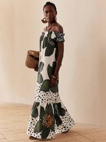 SHEIN Lady Holiday Raised Vertical Code Printing Holiday Printing One Shoulder Short Sleeve Women's Robe Wholesale Bride Holiday Party Dress Beach Women's High Waist Slim Dress Holiday Light White Elegant Beach Wear,Sundress