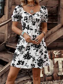 LanaWest Vestido mini de manga abullonada con estampado floral y nudo delantero, estilo vacacional para mujer - Blanco y Negro - Ver 5