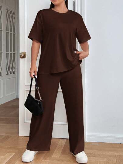SHEIN EZwear Plus Size Women Solid Color Round Neck Short Sleeve T-Shirt And Pants Knitted Basic Two Pieces Set Brown