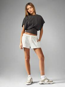 MISSGUIDED Casual Drop Shoulder Boxy Fit Crop T-Shirt Lightweight Athletic Basic Loose Fit Summer Festival Streetwear Workout Comfort Top Athleisure Essential - Dark Grey - View 5