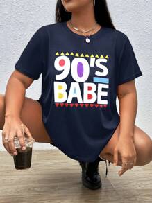 SHEIN EZwear Camiseta casual de manga corta con cuello redondo y estampado de letras para mujeres de talla grande