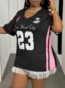 Slaydiva 1. Nuova Maglietta oversize casual stile strada con stampa all-over a righe nere e rosa e logo a 23 lettere 2. Shorts mini in morbido tessuto a contrasto colore, con rifiniture in in rete e pizzo, stile ballerina dolce con fiocco, per la primavera/estate - Multicolore - Visualizzare 6