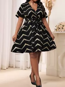 SHEIN Lady 秋冬优雅派对通勤办公彩色编织金属重叠领喇叭腰带中长短袖大码连衣裙优雅套装女士连衣裙