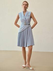 MOTF PREMIUM 實色披肩領扣帶褶皺下擺連身裙 - 藍色 - 查看 7