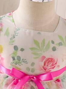 SHEIN Glamorique Kids Baby Girl Ruffled Princess Party Dress With Ditsy Floral Puffy Sleeves, High-End Summer Infant Occasion Dress - White - View 4