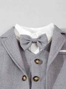 SHEIN 4 Peças Conjunto de Roupa de Menino Bebê Cavalheiro de Volta às Aulas, Incluindo Camisa de Manga Longa com Laço, Colete, Blazer de Manga Longa e Calça, Adequado para Aniversário, Casamento, Batizado e Festa de 1º Aniversário, Apresentação Infantil e Traje Formal de Casamento - Cinza - Visão 5
