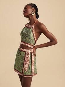 Travachic Women's Woven Green Plant Print Resort Wear, Casual Woman Flowy Sleeveless Halter Neck Backless Crop Top & Patchwork High Waisted Loose Shorts Two Pieces Set, Graphic Print Summer Outfits For Women, Vacation Outfits Woman, Boho Chic, Beach Outfits For Woman, Tropical Outfits Women, Summer Sets