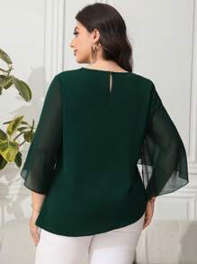 SHEIN Clasi Curvy Plus Size Women's Green Easter Outfit Women Top  Simple, Stylish, Casual Everyday Wear,  Women's Elegant Clothing, Elegant Clothing, Women's Modest Clothing, Women's Vacation Clothing, Women's Summer Clothing, Women's Business Casual Clothing, Going Out, Women's Office Clothing, Women's Spring Clothing, Holiday, Old Money, Wedding Guest, Women's Modest Clothing,Blouses For Women Elegant,Summer Tops,Business Casual Woman, Elegant Tops For Women Tops Women Blouses Plus Size Women Clothes Plus Size Blouses,2025  New Blouse