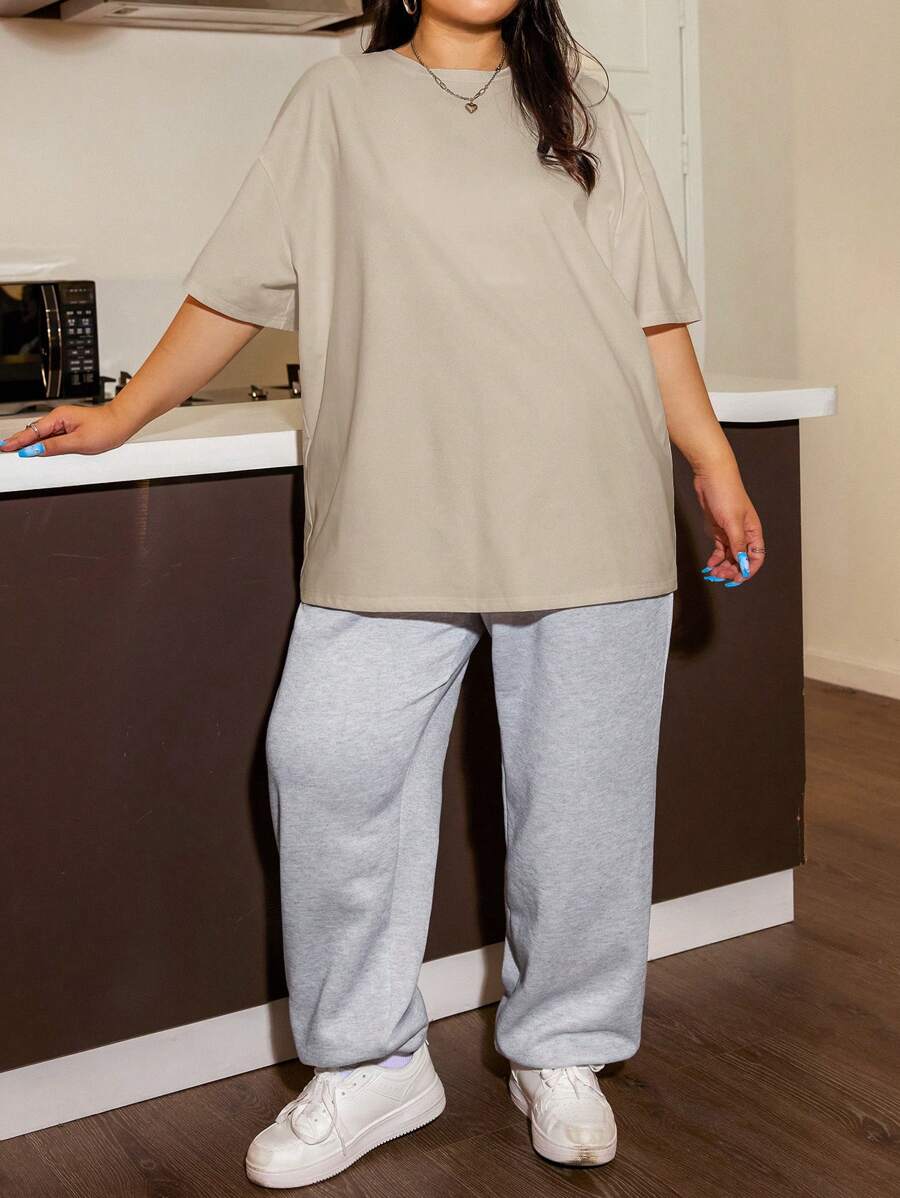 SHEIN EZwear 大码女式纯色圆领落肩休闲 T 恤 - 棕色 - 查看 1
