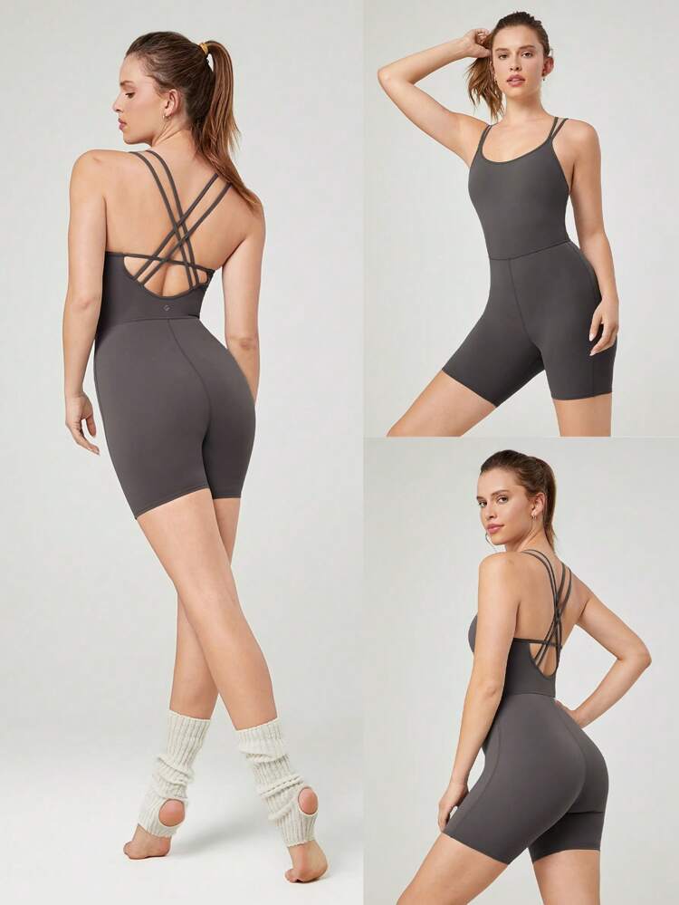 Body con tiras cruzadas y espalda abierta de 6" FeatherFit™ con control de abdomen, apoyo ligero y adecuado para yoga y verano