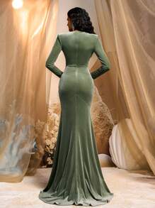 Glamrae Robe de soirée élégante en velours, décolleté plongeant sexy, épaulettes en dentelle, manches longues, taille froncée, ourlet fishtail maxi. Robe de soirée, robe de mariée, robe pour invité de mariage, robe de soirée, pour la Saint-Valentin - Vert - Voir 2