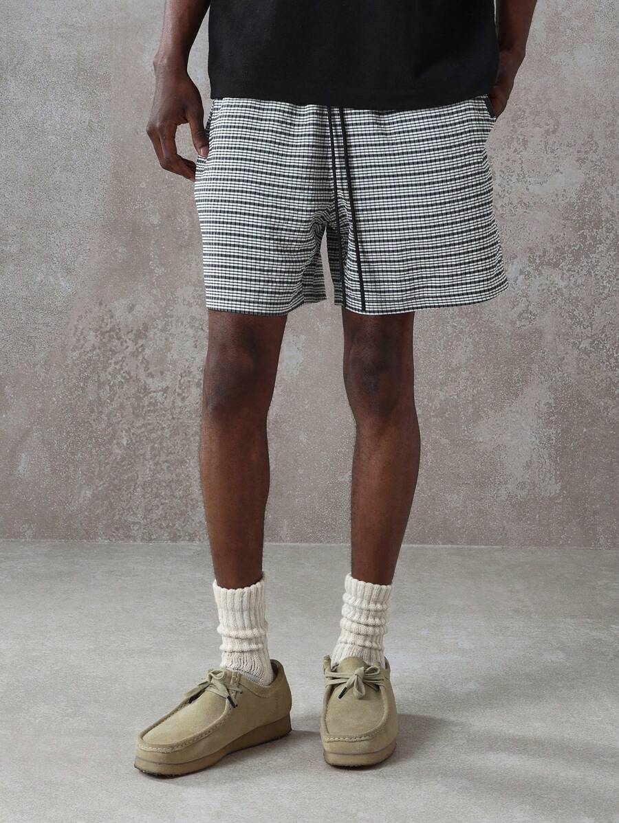 SUMWON Premium Check Pattern Regular Fit Drawstring Shorts, Loungewear Casual Summer Bermuda Walking Comfort Bottoms With Side Pockets - Black and White - View 1