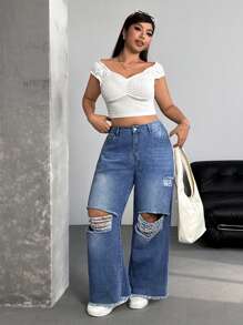 SHEIN Essnce Jeans de mujer talla grande desgastados, moda minimalista adecuada para el verano
