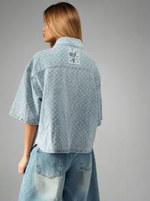 MISSGUIDED 超大牛仔衬衫夹克纽扣羽绒浅色水洗苦恼夏季春季裁剪顶级街头服饰节时尚声明件 - 淺色水洗藍 - 查看 2