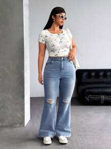SHEIN EZwear Jeans de mezclilla casuales, sencillos y de moda, adecuados para el verano, tallas grandes