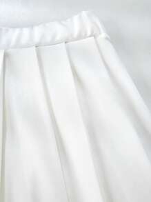 SHEIN 2 件套女童休闲马球领背心和百褶裙女学生风格套装，夏季新品