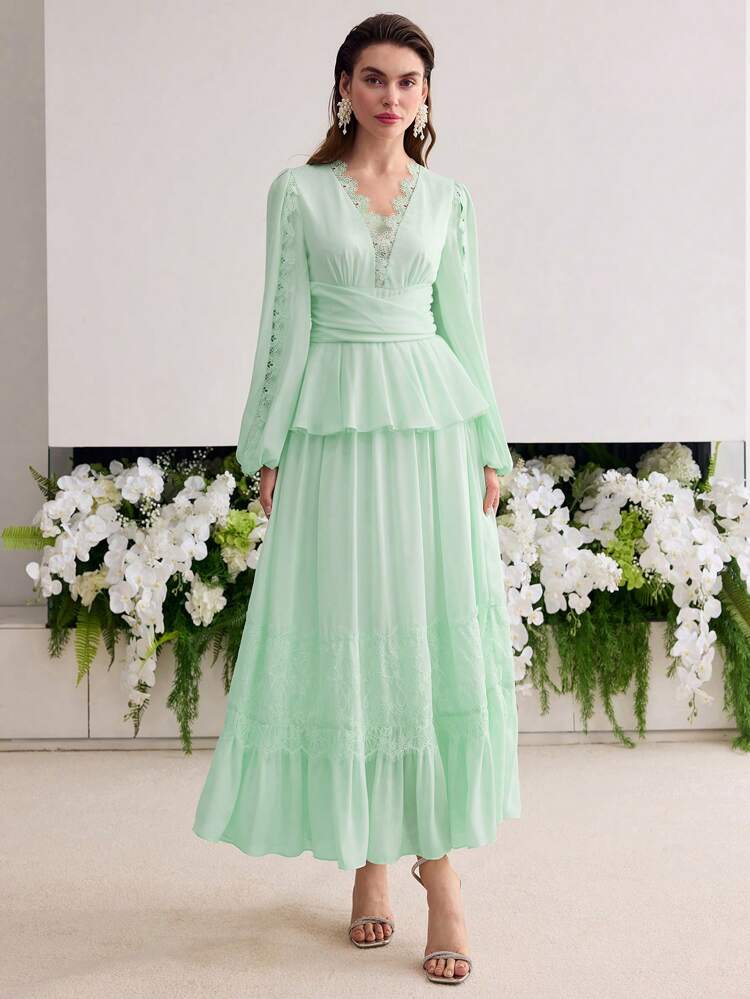 MOTF Soiréza CONTRAST LACE RUFFLE HEM DRESS