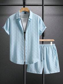 Manfinity Homme 2 件套男士纯色短袖单排扣衬衫和短裤套装，男士夏装，休闲度假装，舒适装 - 淺藍色 - 查看 3