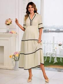 SHEIN Vestido midi de embarazo con cuello en V, mangas cortas, parches y tirantes con ondas