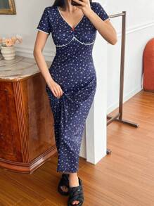 DAZY 女士碎花修身V领短袖睡袍 - 藏蓝色 - 查看 6