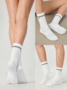 GLOWMODE 3 Pairs Soft Comfy Low-Cut No-Show Seamless Toe Construction Socks With Non-Slip Grips Daily Casual Wear - White - View 9