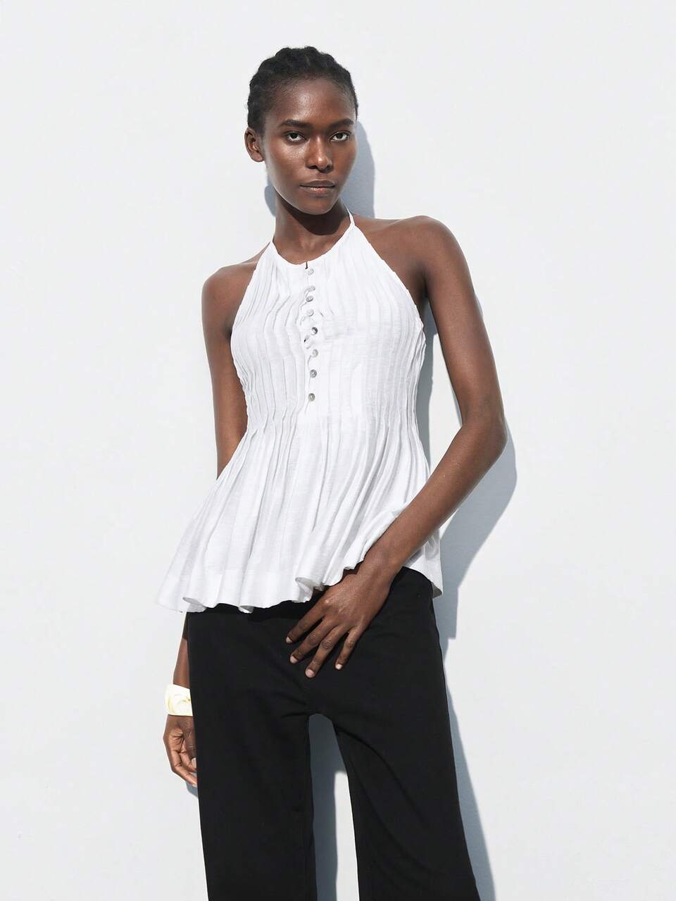 SHEIN Maija 2025 Frühling/Sommer Neue Lässige Modische Resort Plissee Design Bequeme Damen Trägertop, Geeignet für Party, Hochzeit, Festival, Abschluss, Osterbrunch Süße Sommer Tops Flughafen für Damen