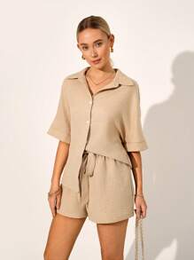 SHEIN LUNE 2 pièces/Set Femme Chemise et Short Monochromes à Manches Courtes, Style Minimaliste Adapté à l'Été