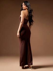 MISSGUIDED 抹胸式网眼长款晚礼服，带结饰，前部扭纹及地褶饰连衣裙，适合婚礼宾客、庆典舞会、冬季秋季 - 咖啡 - 查看 2