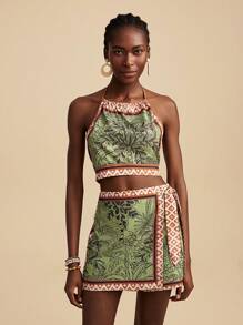 Travachic Women's Woven Green Plant Print Resort Wear, Casual Woman Flowy Sleeveless Halter Neck Backless Crop Top & Patchwork High Waisted Loose Shorts Two Pieces Set, Graphic Print Summer Outfits For Women, Vacation Outfits Woman, Boho Chic, Beach Outfits For Woman, Tropical Outfits Women, Summer Sets