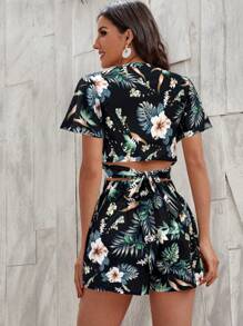 SHEIN VCAY Bộ đồ hai mảnh in họa tiết nhiệt đới hoa bãi biển mùa hè kèm quần short - màu đen - Xem 2