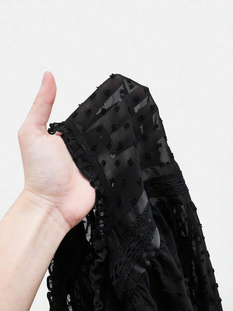 SHEIN Maija 2025 Summer New Black Lace Patchwork Waist Tie Polka Dot Jacquard Shoulder Sleeve Casual Chic Everyday Versatile Music Festival Beach Vacation Romantic Urban Getaway Suitable For Outing Party Wedding Guest Retro Graduation Season