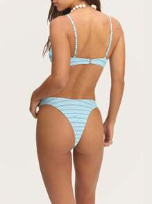 Nöista Two Pieces Textured Bikini Set
Top With Adjustable Straps And A Brief Brazilian Bottom For A Stylish Beach Look! - Multicolor - View 2