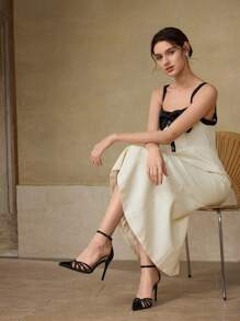 MOTF PREMIUM WOMEN'S BLACK HIGH HEEL HOLLOW-OUT RHINESTONE DECOR PUMPS - Black - View 9