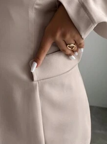Elenzga 大码女式纯色深V单扣长袖时尚西装外套，适合毕业季、返校季、教师节等场合，秋季女装 - 卡其色 - 查看 6