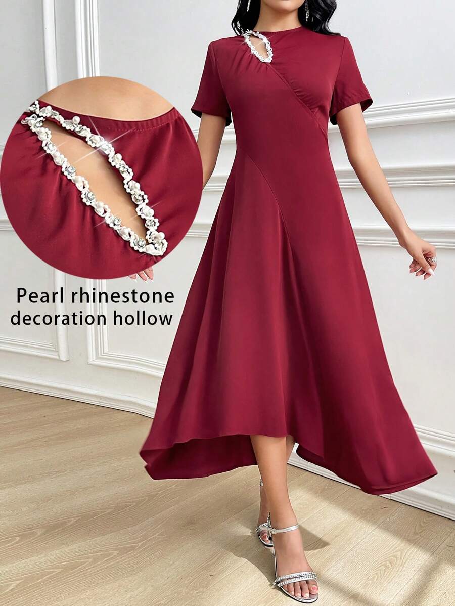 Modelyn Women's Regular Round Neck Wavy Pearl Embellished Burgundy Short Sleeve Mid-Length Dress