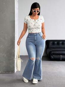 SHEIN EZwear Jeans de mezclilla casuales, sencillos y de moda, adecuados para el verano, tallas grandes