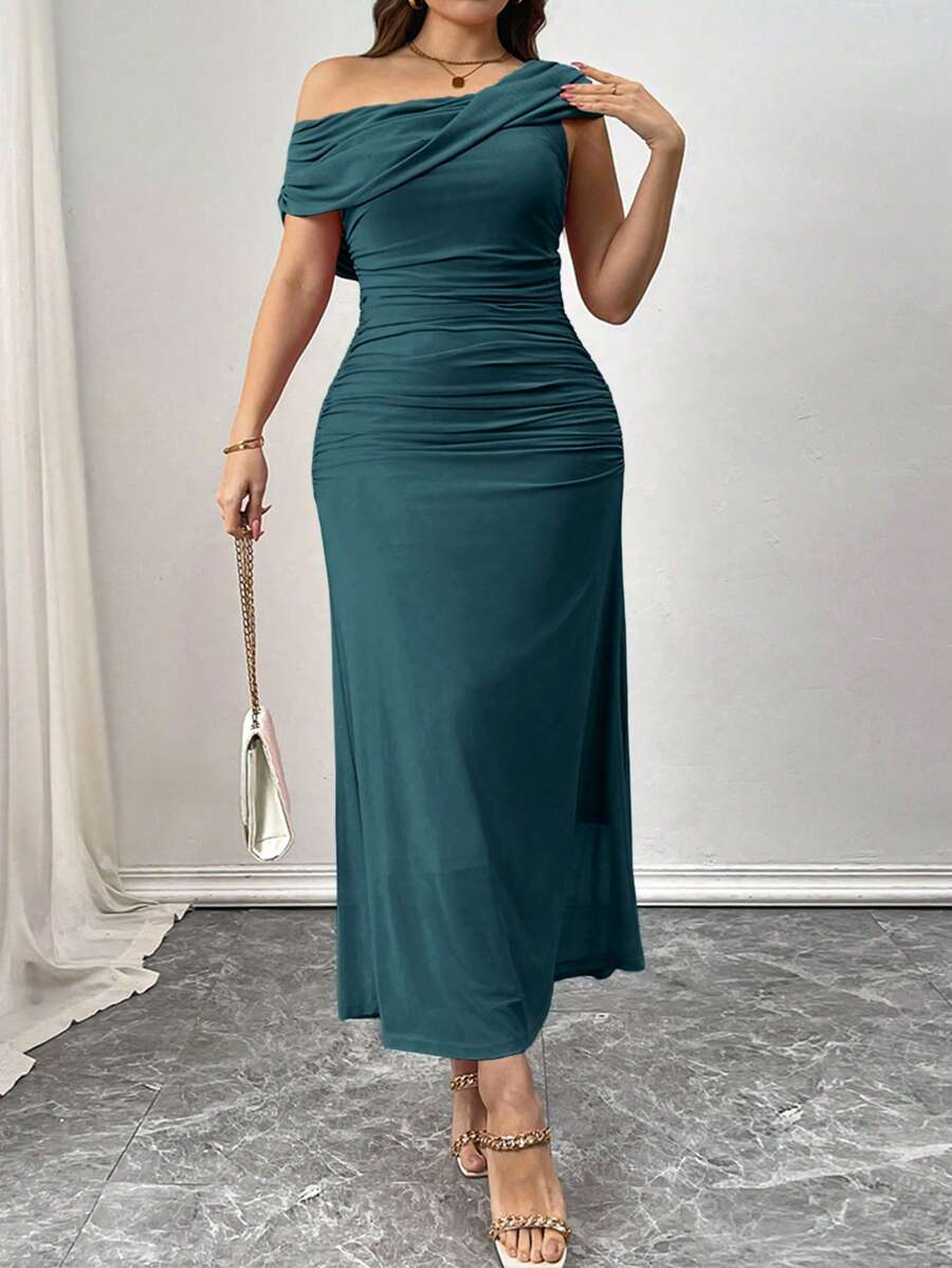 Elenzga Plus Size Women Elegant Solid Color Romantic Ruffle Trim Fitted Short Sleeve Dress