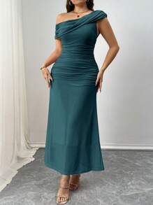 Elenzga Plus Size Women Elegant Solid Color Romantic Ruffle Trim Fitted Short Sleeve Dress